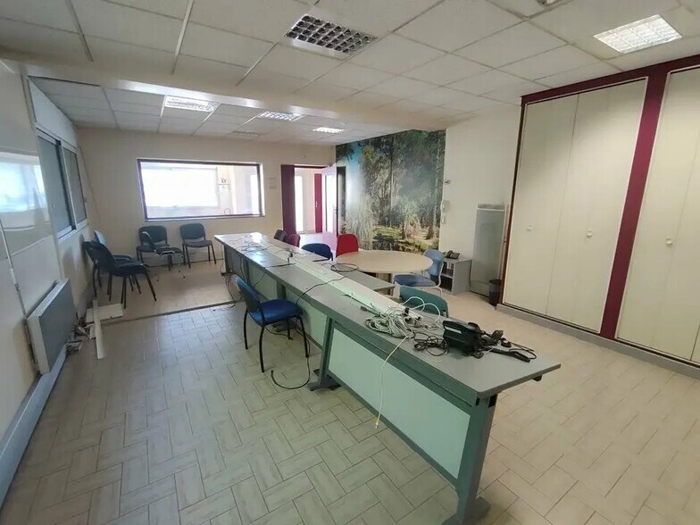 10 Rue Isaac Asimov, Bourgoin-Jallieu à vendre - Photo de l’immeuble – Image 2 sur 3
