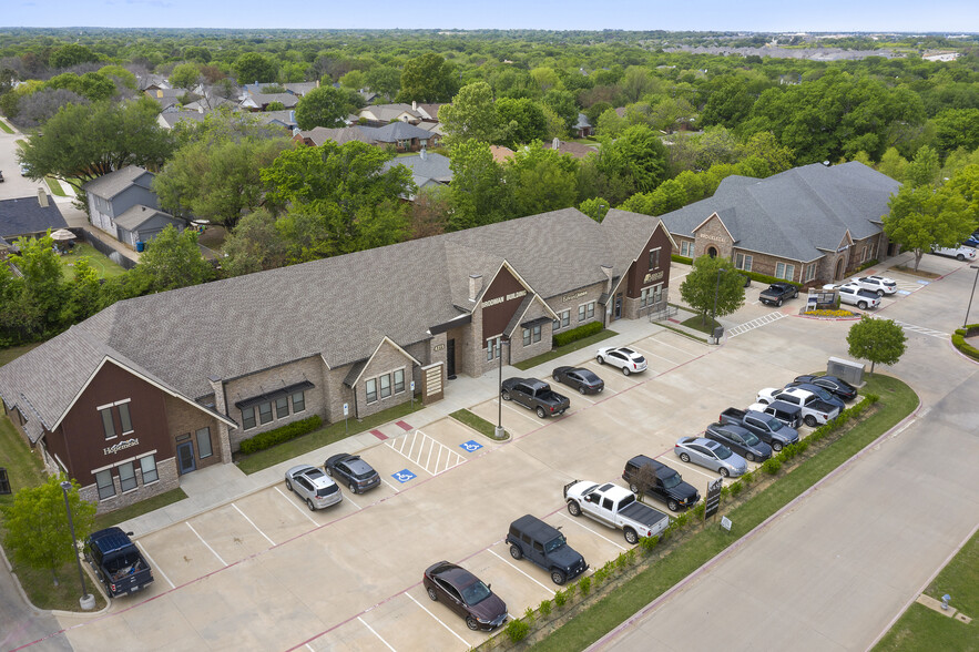 4315 Windsor Centre Trl, Flower Mound, TX à louer - Photo de l’immeuble – Image 2 sur 4