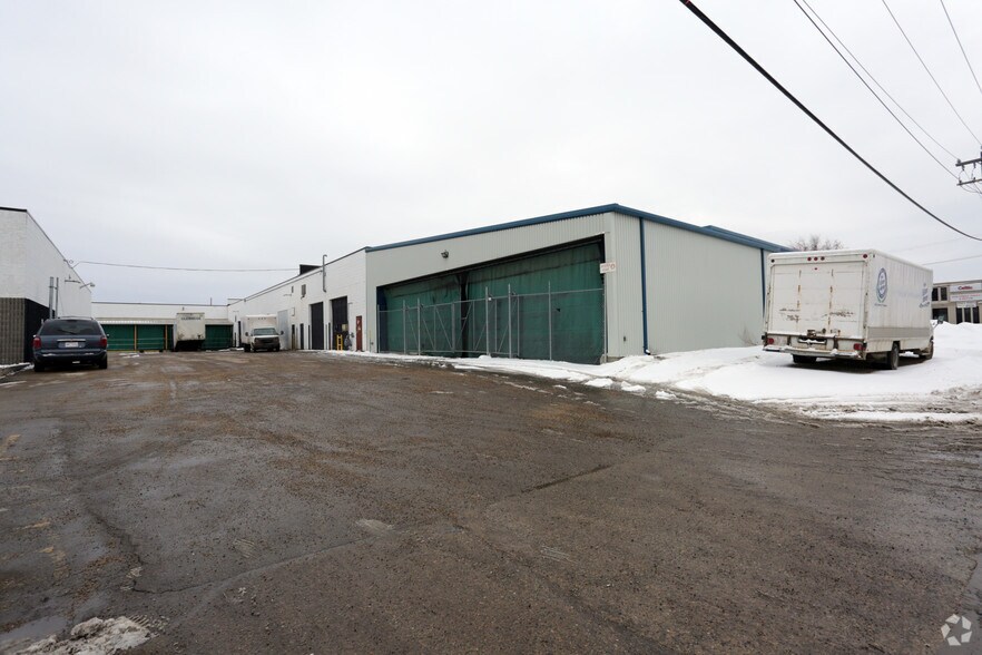 5711 103A St NW, Edmonton, AB à vendre - Photo de l’immeuble – Image 3 sur 3