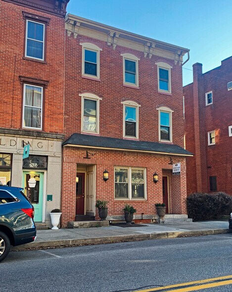 47-49 W Main St, Mechanicsburg, PA à louer - Photo principale – Image 1 sur 5
