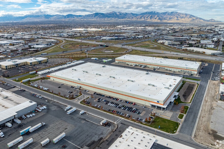 2080 S Industrial Rd, Salt Lake City, UT à louer - Aérien – Image 2 sur 4