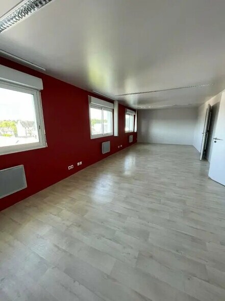 2 Avenue Du Président Édouard Herriot, Vannes à louer - Photo de l’immeuble – Image 3 sur 4