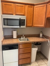 8312-8340 Cleveland Ave NW, North Canton, OH à louer Photo de l’immeuble– Image 2 sur 3