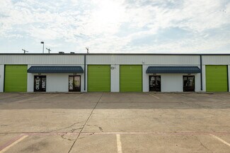 Plus de détails pour 2131-2163 Corzine Dr, Arlington, TX - Local d'activités à louer