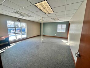 536 N Richmond St, Appleton, WI à louer Photo intérieure– Image 2 sur 4