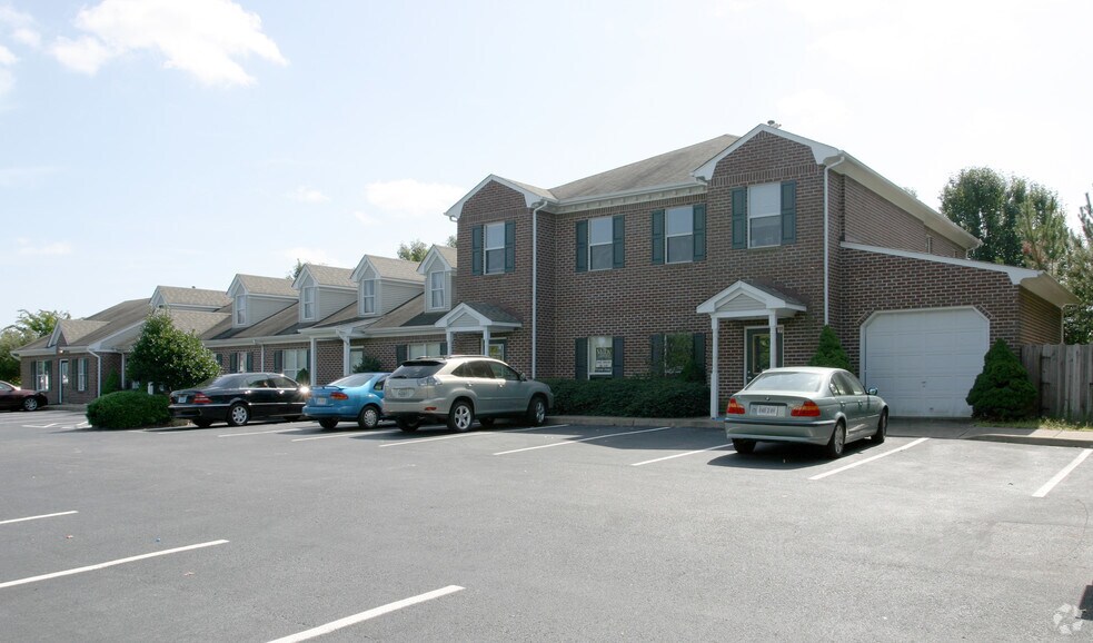 1104 Madison Plz, Chesapeake, VA à louer - Photo de l’immeuble – Image 3 sur 5