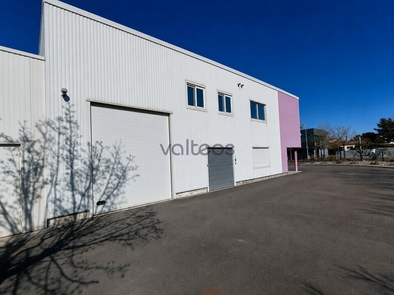 Local d'activités dans Blagnac à vendre - Photo de l’immeuble – Image 2 sur 5
