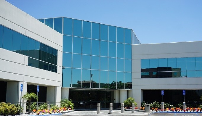 3400 inland empire Blvd, Ontario, CA à louer - Photo de l’immeuble – Image 2 sur 24