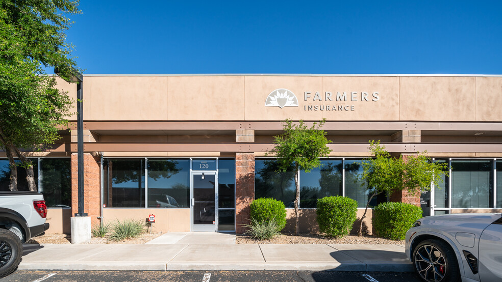 9332 E Raintree Dr, Scottsdale, AZ à louer - Photo de l’immeuble – Image 1 sur 11