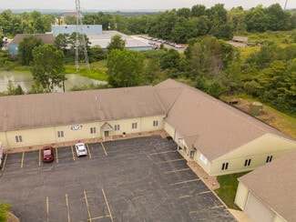 Plus de détails pour 493 Bev Rd, Youngstown, OH - Industriel/Logistique à vendre