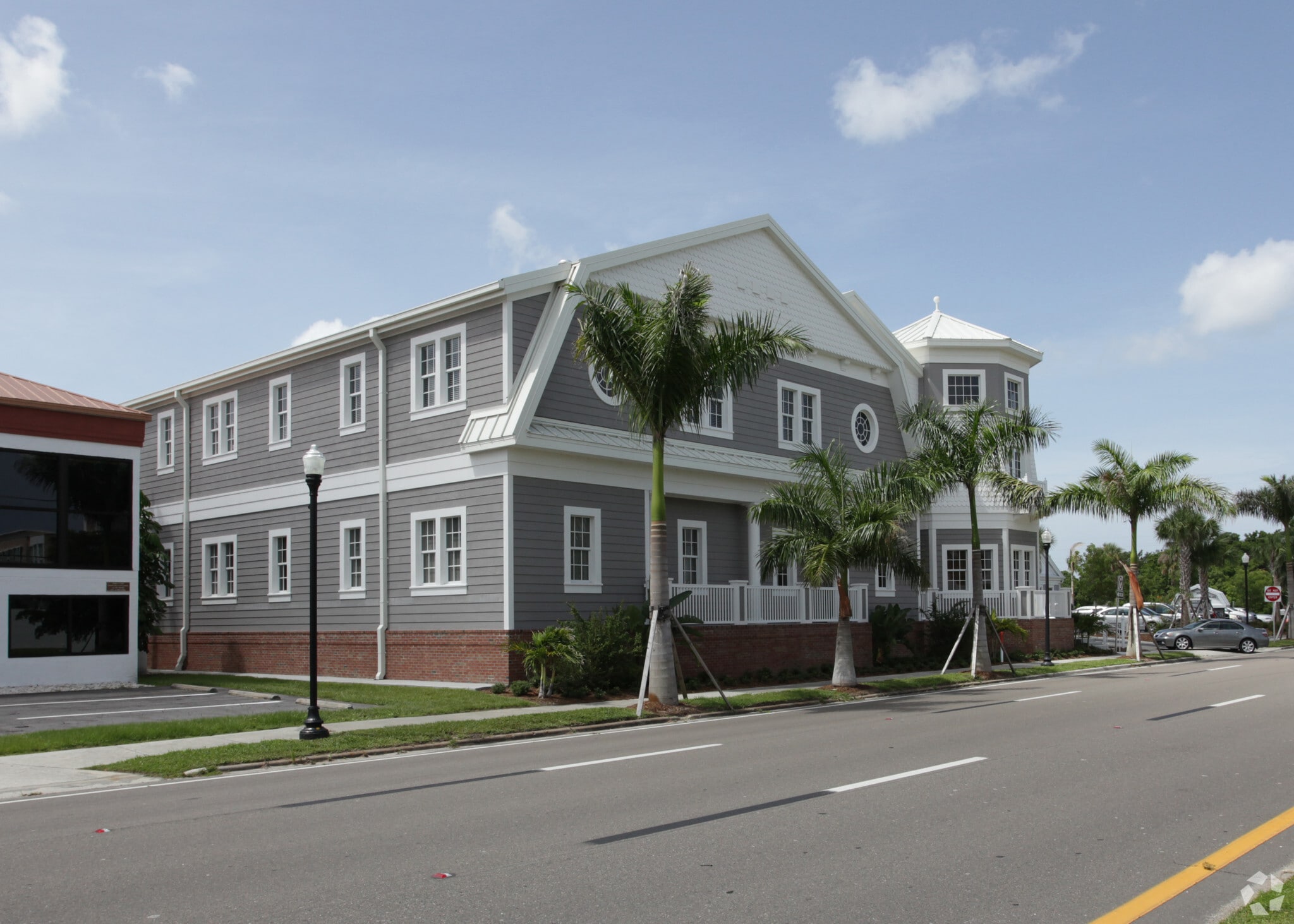 315 E Olympia Ave, Punta Gorda, FL à louer Photo principale– Image 1 sur 6