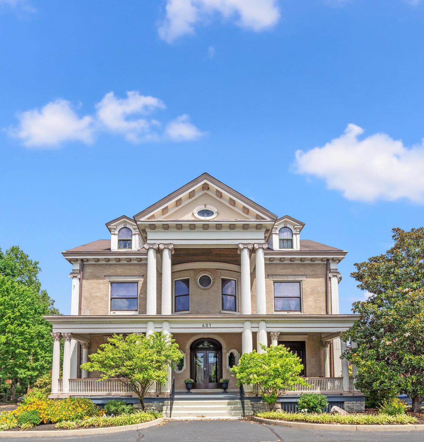 401 Park Ave, Newport, KY à vendre Photo de l’immeuble– Image 1 sur 26