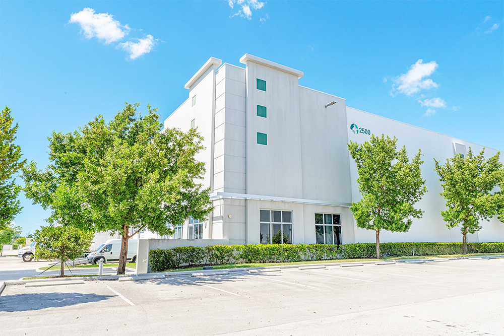 3500 SW 20th St, Pembroke Park, FL à louer Photo intérieure– Image 1 sur 7