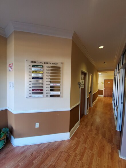 2730 N Berkeley Lake Rd NW, Duluth, GA à louer - Photo intérieure – Image 2 sur 17