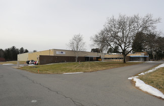 Plus de détails pour 436 Quaker Rd, Queensbury, NY - Industriel/Logistique à louer