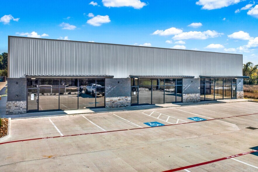 22808 Hufsmith Kohrville Rd, Tomball, TX à louer - Photo de l’immeuble – Image 3 sur 17
