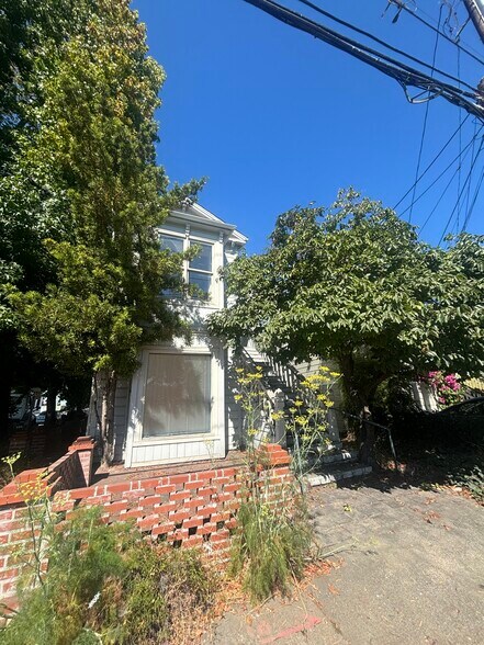 650-660 4th St, Oakland, CA à vendre - Photo de l’immeuble – Image 1 sur 10