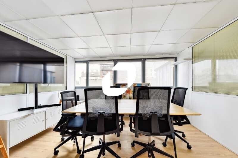 Bureau dans Clichy à louer - Photo intérieure – Image 2 sur 5
