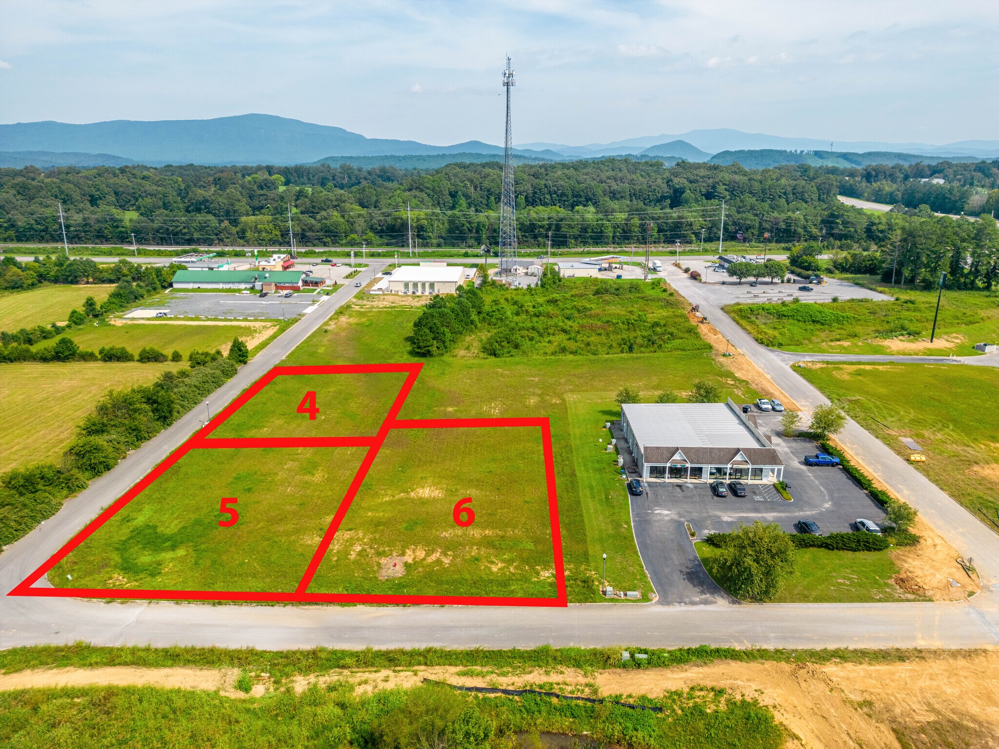 136 White Water Dr, Ocoee, TN à vendre Photo principale– Image 1 sur 29