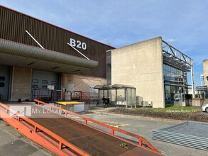 25 Route Du Mole 2 Et 3, Gennevilliers à louer Photo de l’immeuble– Image 2 sur 18