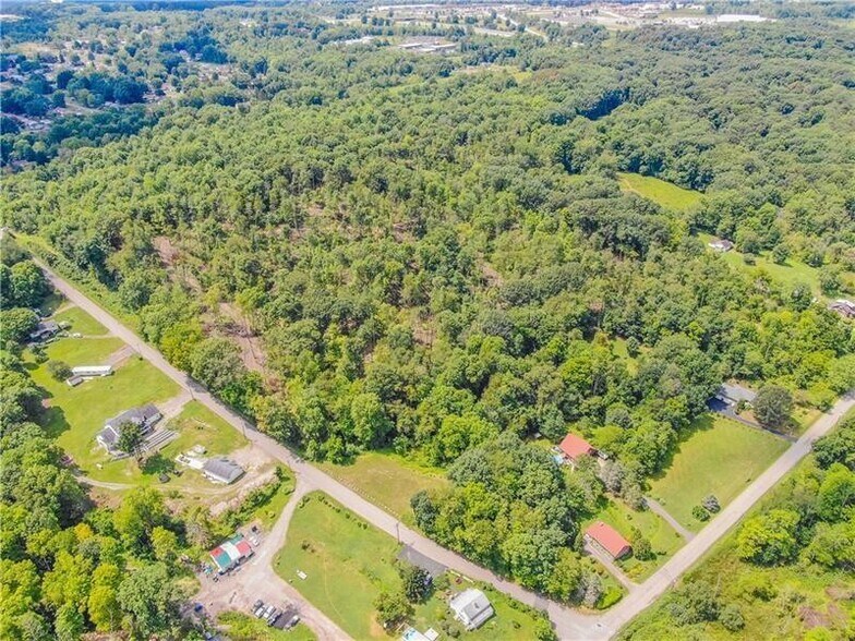 Harbor Rd, New Castle, PA à vendre - Photo principale – Image 1 sur 6