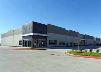 Plus de détails pour 2600 NE Loop 820, Fort Worth, TX - Industriel/Logistique à louer