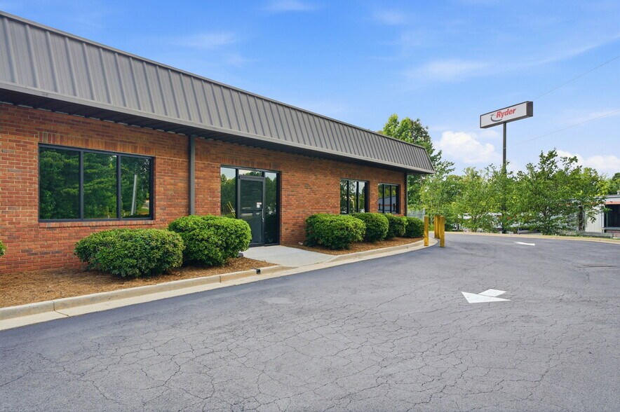 1449 Field Park Cir, Marietta, GA à louer - Photo de l’immeuble – Image 3 sur 26