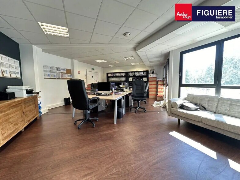 425 Allées Francois Aubrun, Le Tholonet à louer - Photo de l’immeuble – Image 2 sur 8