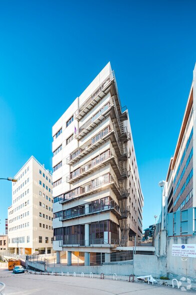 Calle de María Tubau, 3, Madrid, Madrid à louer - Photo de l’immeuble – Image 3 sur 23