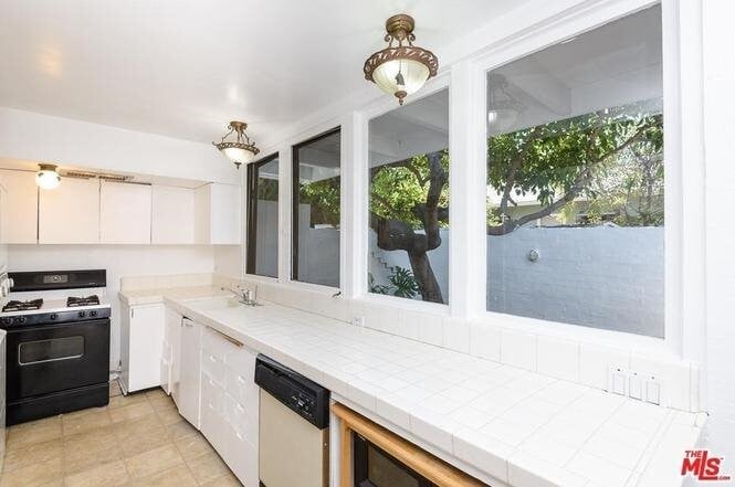 11304 Isleta St, Los Angeles, CA à vendre - Photo de l’immeuble – Image 2 sur 14