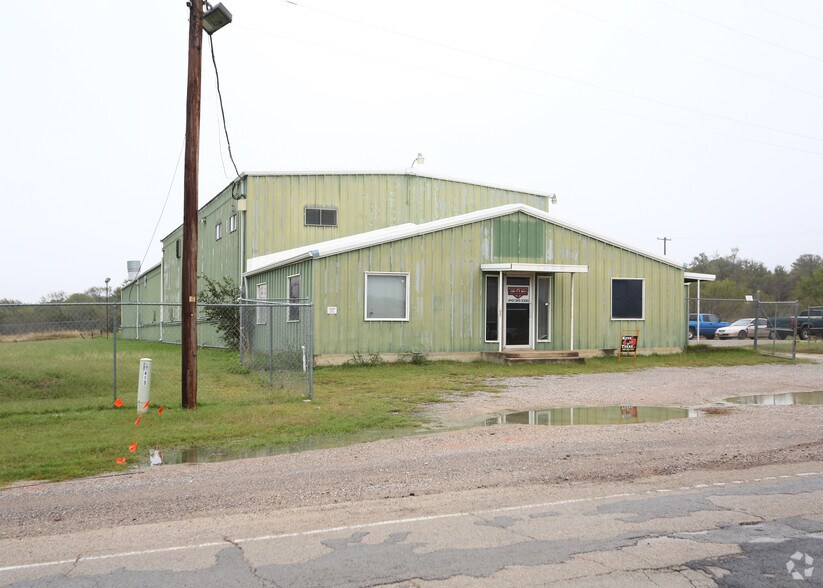 413 Lee Rd, Mineral Wells, TX à vendre - Photo de l’immeuble – Image 2 sur 3