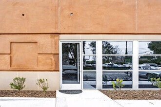 23365 Hawthorne Blvd, Torrance, CA à louer Photo de l’immeuble– Image 2 sur 11