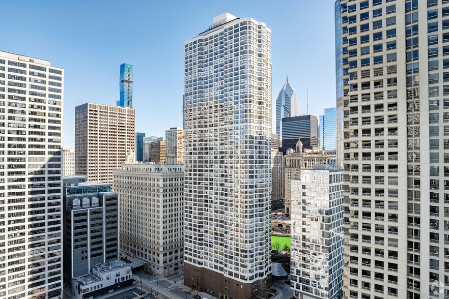 405 N Wabash Ave, Chicago, IL à louer - Photo principale – Image 2 sur 22