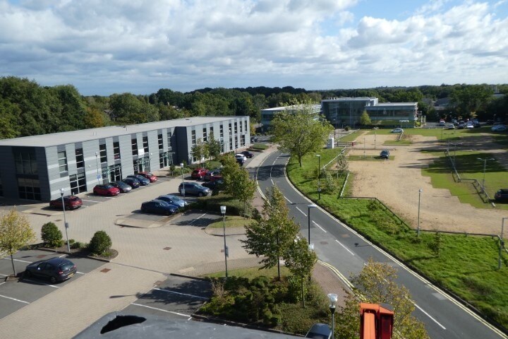 1 The Pavilions, Solihull à louer - Photo de l’immeuble – Image 3 sur 4