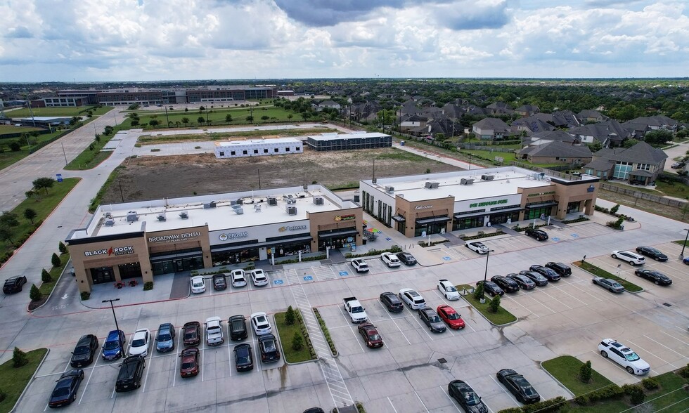 11940 Broadway St, Pearland, TX à louer - Photo de l’immeuble – Image 3 sur 11