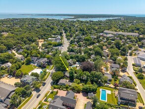 218 Upper Main St, Edgartown, MA - Vue aérienne vue de carte - Image1
