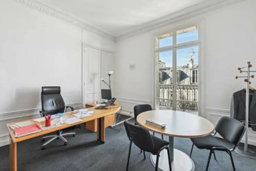 Bureau dans Paris à louer - Photo de l’immeuble – Image 3 sur 13