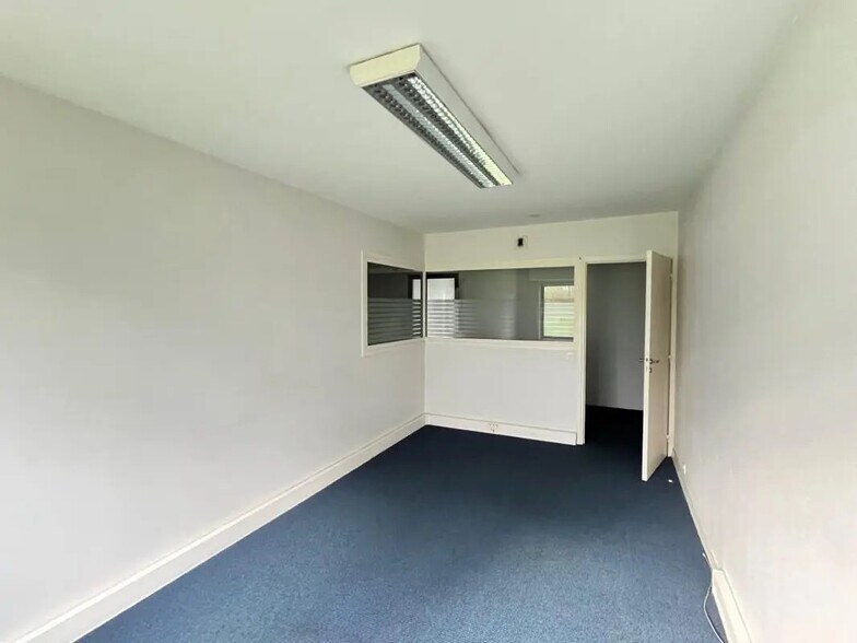 Bureau dans VILLENEUVE-D'ASCQ à louer - Photo intérieure – Image 3 sur 4