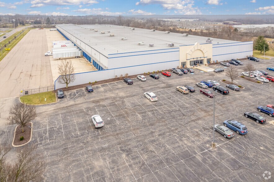 1340 E Dayton Yellow Springs Rd, Fairborn, OH à louer - Aérien – Image 2 sur 12