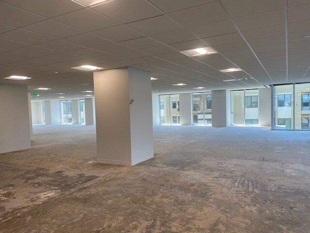 909 Lake Carolyn Pky, Irving, TX à louer - Photo intérieure – Image 2 sur 7