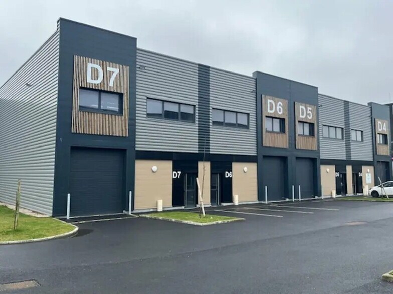 Industriel/Logistique dans Lesquin à louer - Photo de l’immeuble – Image 1 sur 11