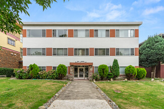 Plus de détails pour 3040 Nanaimo St, Vancouver, BC - Logement à vendre