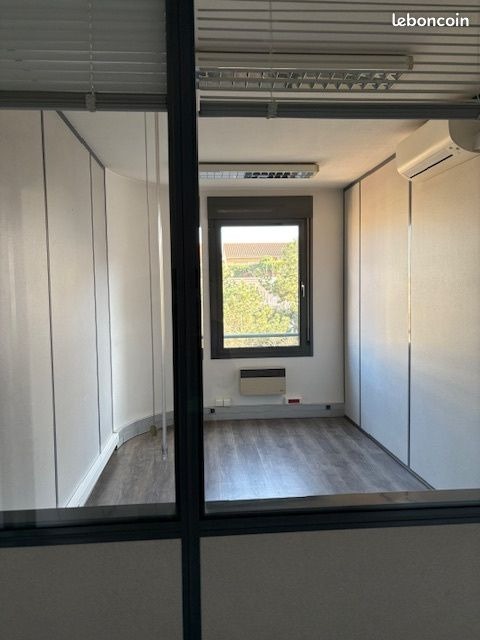Bureau dans Lyon à louer Photo intérieure– Image 1 sur 5