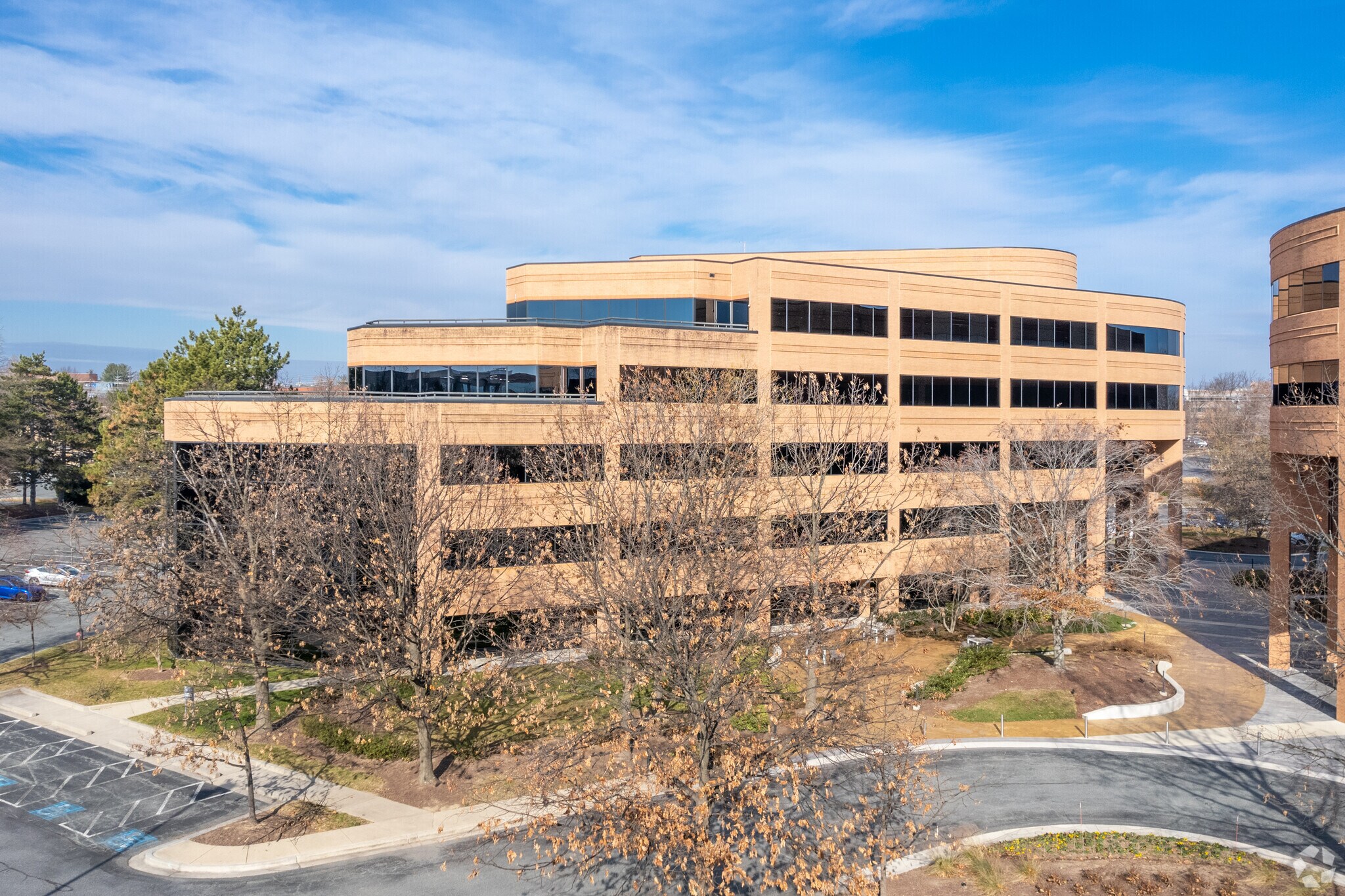 2440 Research Blvd, Rockville, MD à louer Photo de l’immeuble– Image 1 sur 13