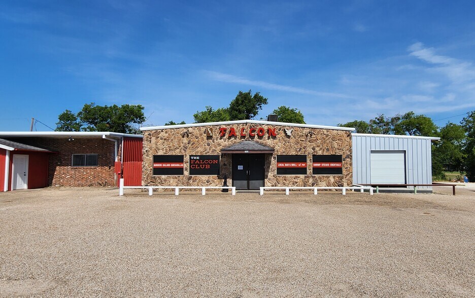 701 N Martin Luther King Jr Hwy, Mexia, TX à vendre - Photo de l’immeuble – Image 1 sur 74