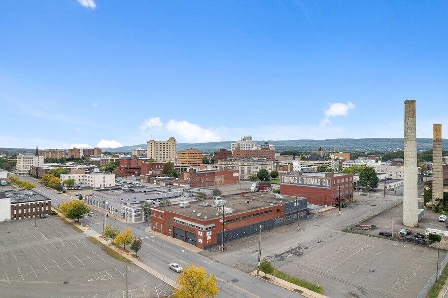 90 E Union St, Wilkes Barre, PA à louer - Photo de l’immeuble – Image 3 sur 6