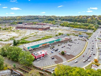 Plus de détails pour 649 W Main St, Waterbury, CT - Local commercial à vendre