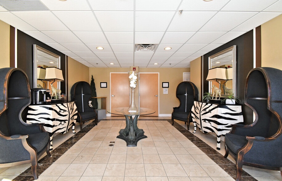 900 Schell Ln, Phoenixville, PA à louer - Hall d’entrée – Image 2 sur 23