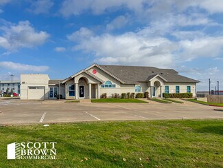 Plus de détails pour 3118 Los Colinas, Denton, TX - Bureau à vendre