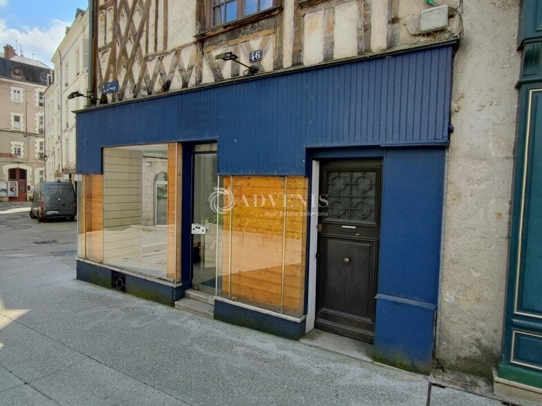 Rue Denis Papin, Blois à louer - Photo de l’immeuble – Image 3 sur 3